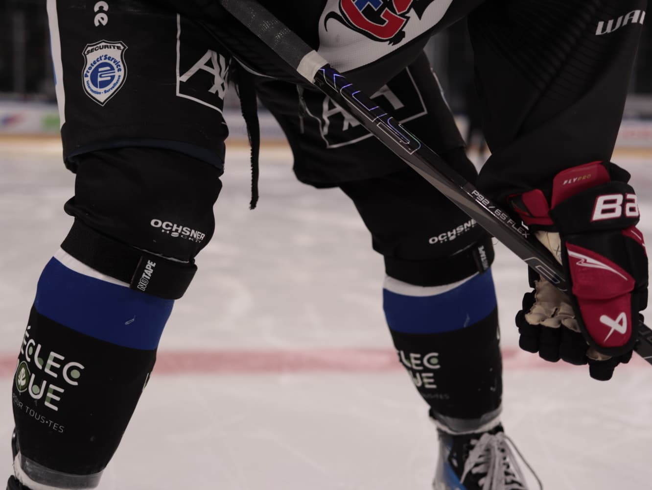 NOTAPE Band holds just as reliably as traditional hockey tape