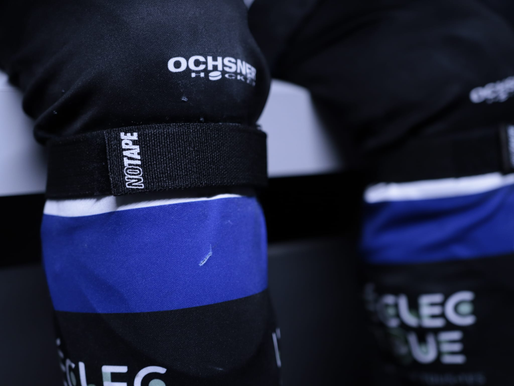 NOTAPE Band ready to use instantly – no taping needed before practice